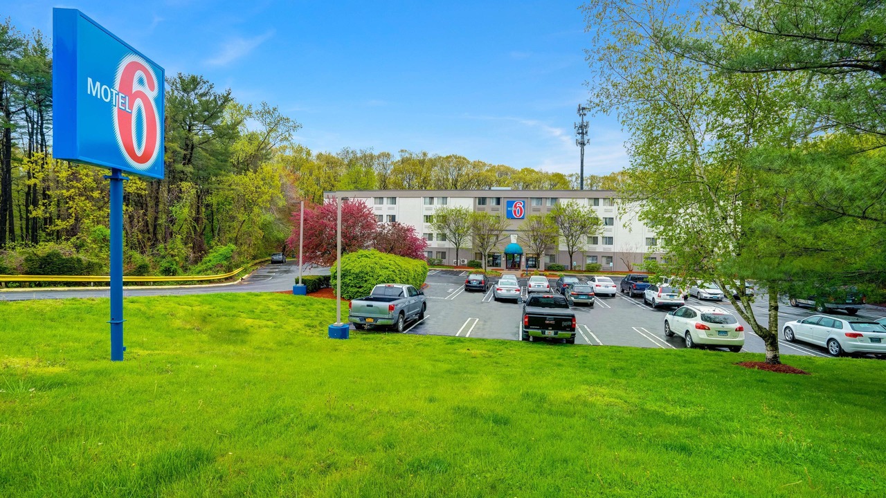 Photo of Outdoor in Milford