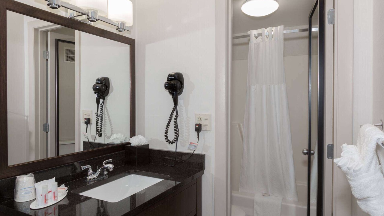 Photo of Bathroom in Neponset - Port Norfolk