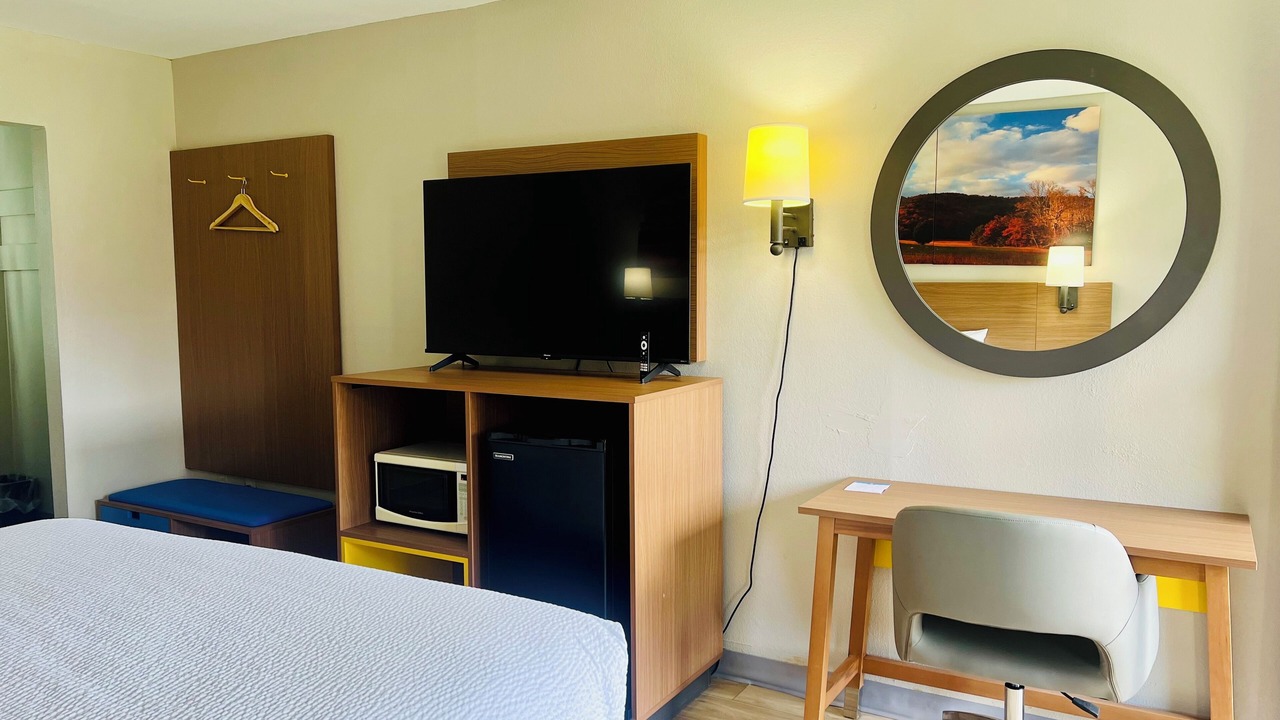 Photo of Bedroom in Jellico