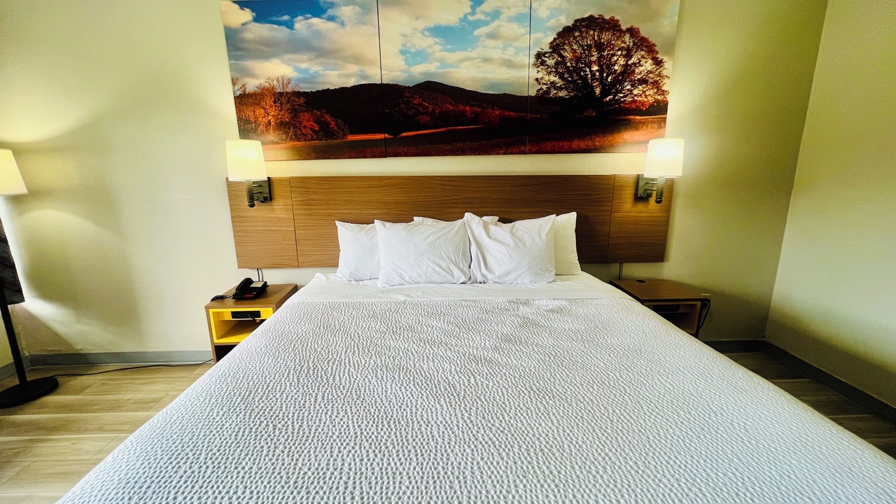 Photo of Bedroom in Jellico