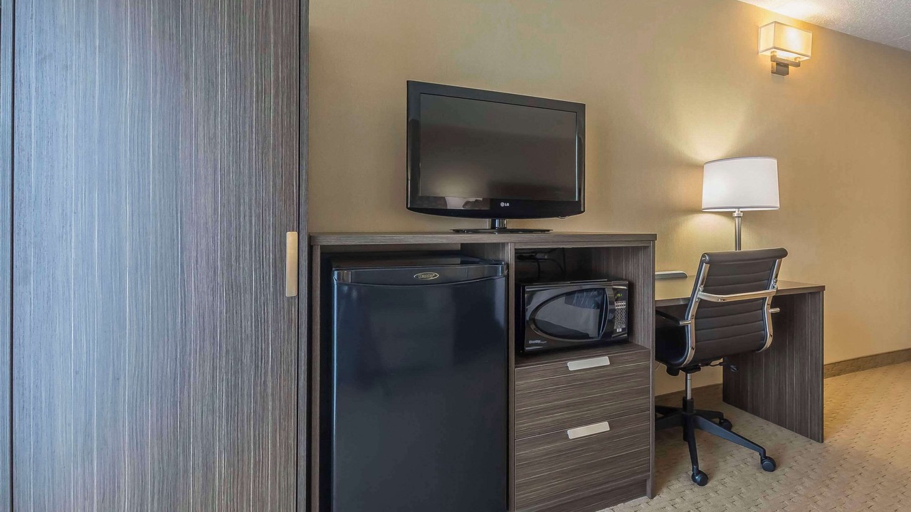Photo of Bedroom in Desjardins