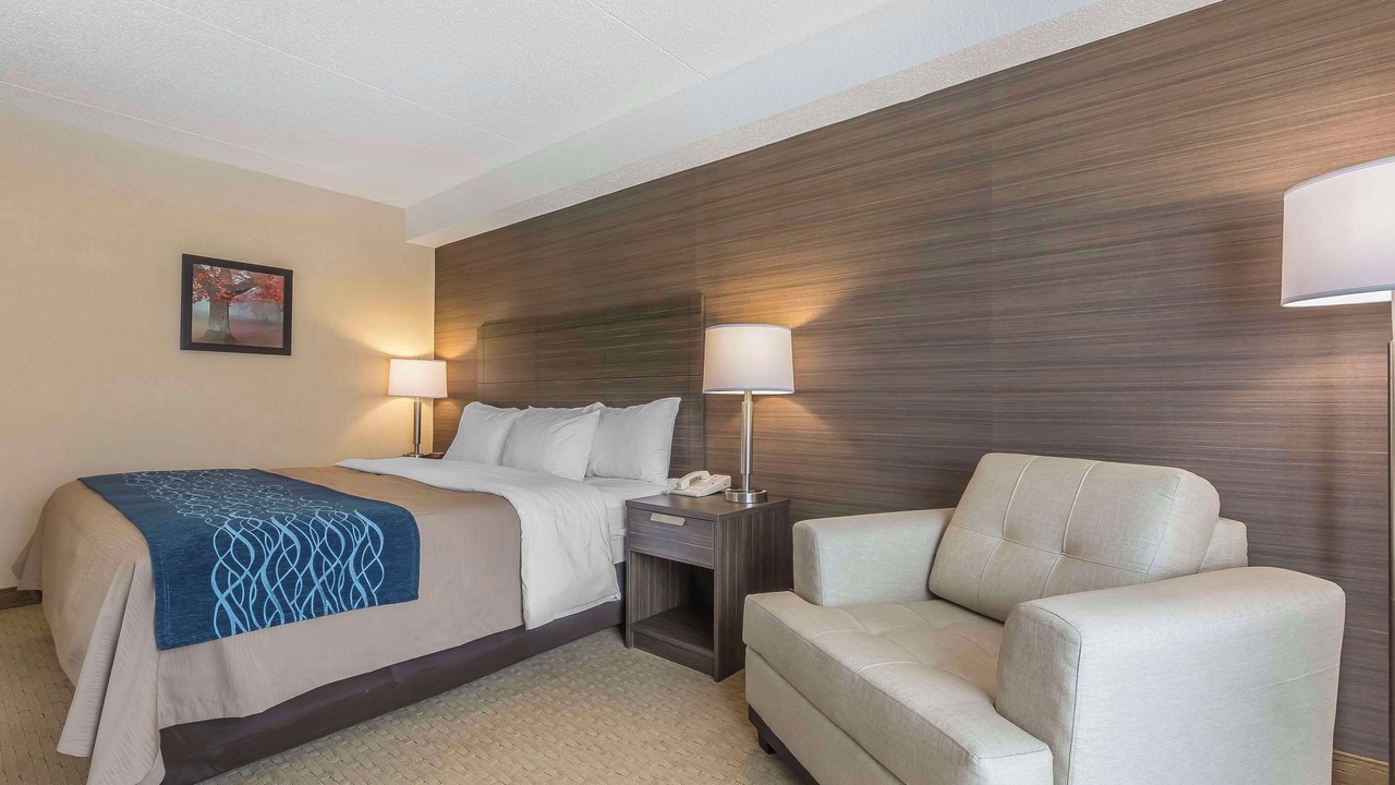 Photo of Bedroom in Desjardins
