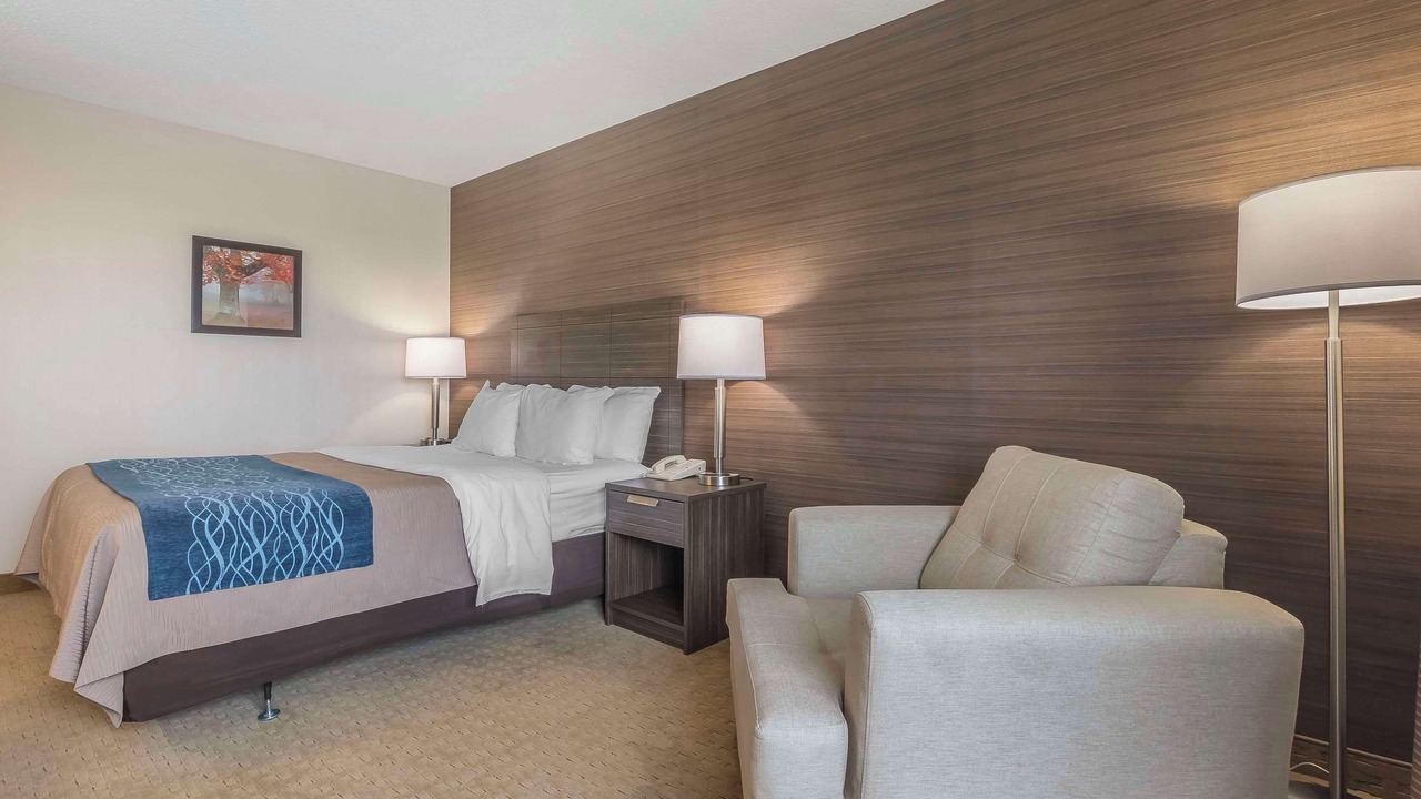 Photo of Bedroom in Desjardins