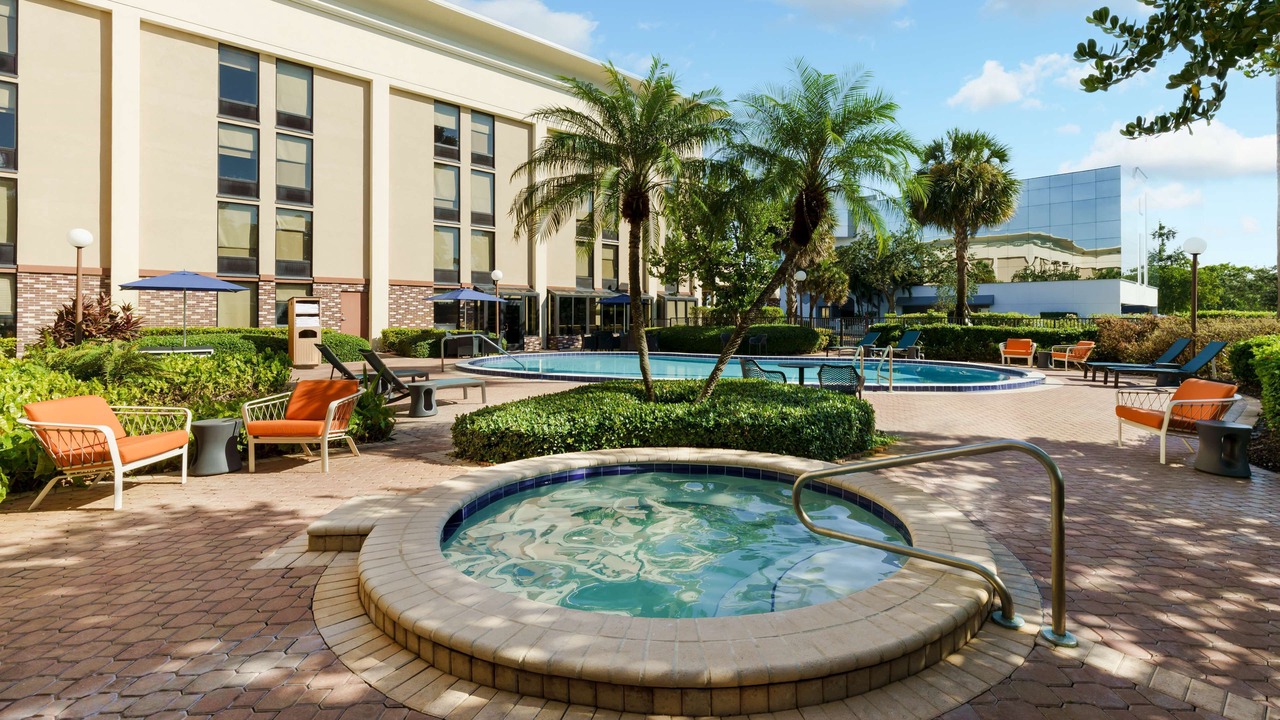 Photo of Outdoor in Oakland Park
