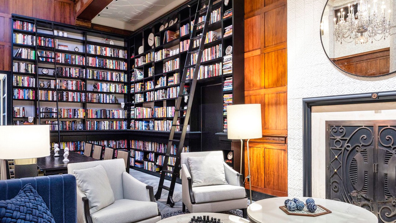 Photo of Others in Downtown Portland