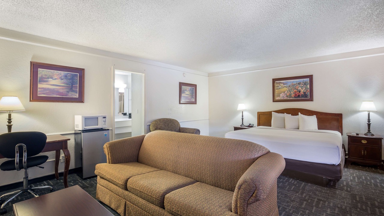 Photo of Bedroom in Dupont