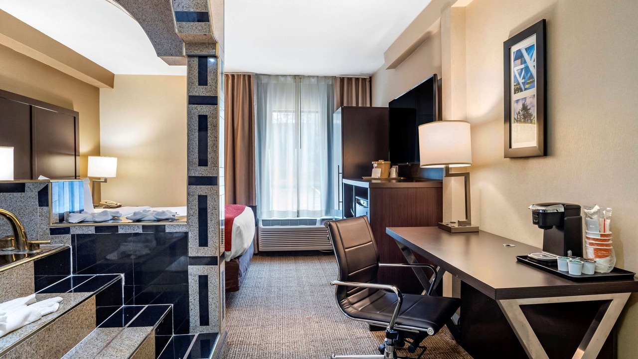 Photo of Bedroom in Parkville