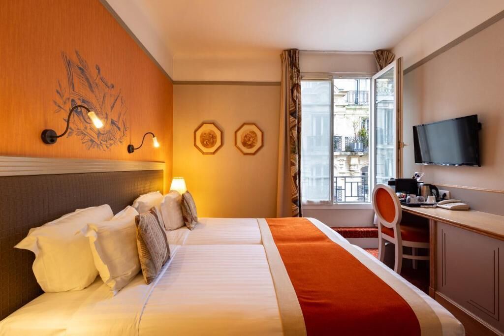 Photo of Bedroom in Porte-Dauphine