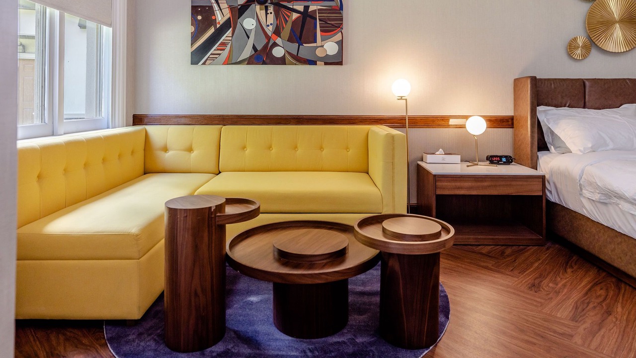 Photo of Livingroom in Tyngsboro