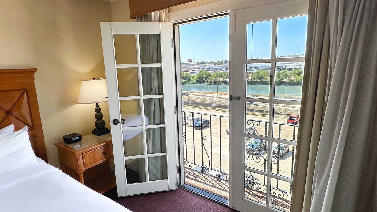 Photo of Bedroom in Western Division
