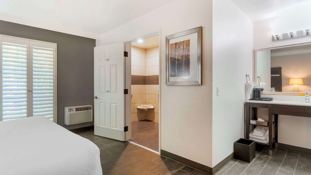 Photo of Bedroom in Corvallis