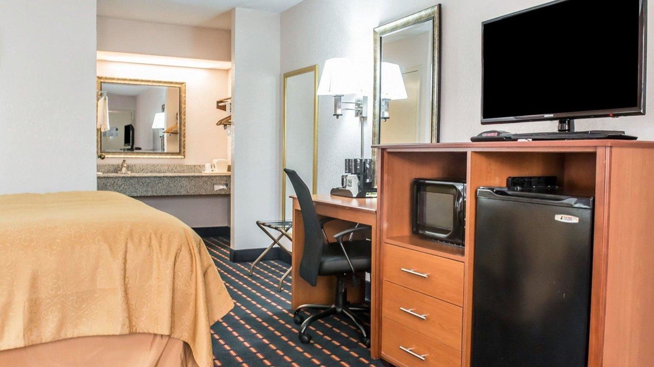 Photo of Others in Marianna