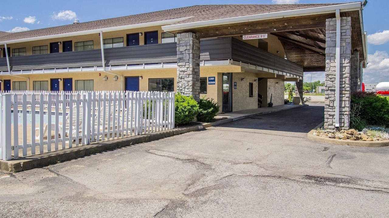 Photo of Outdoor in Ashland