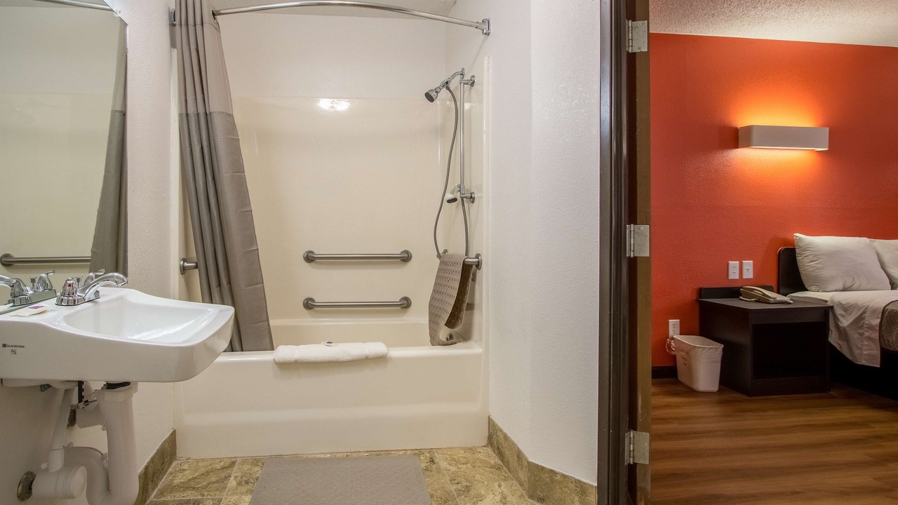 Photo of Others in Ashland