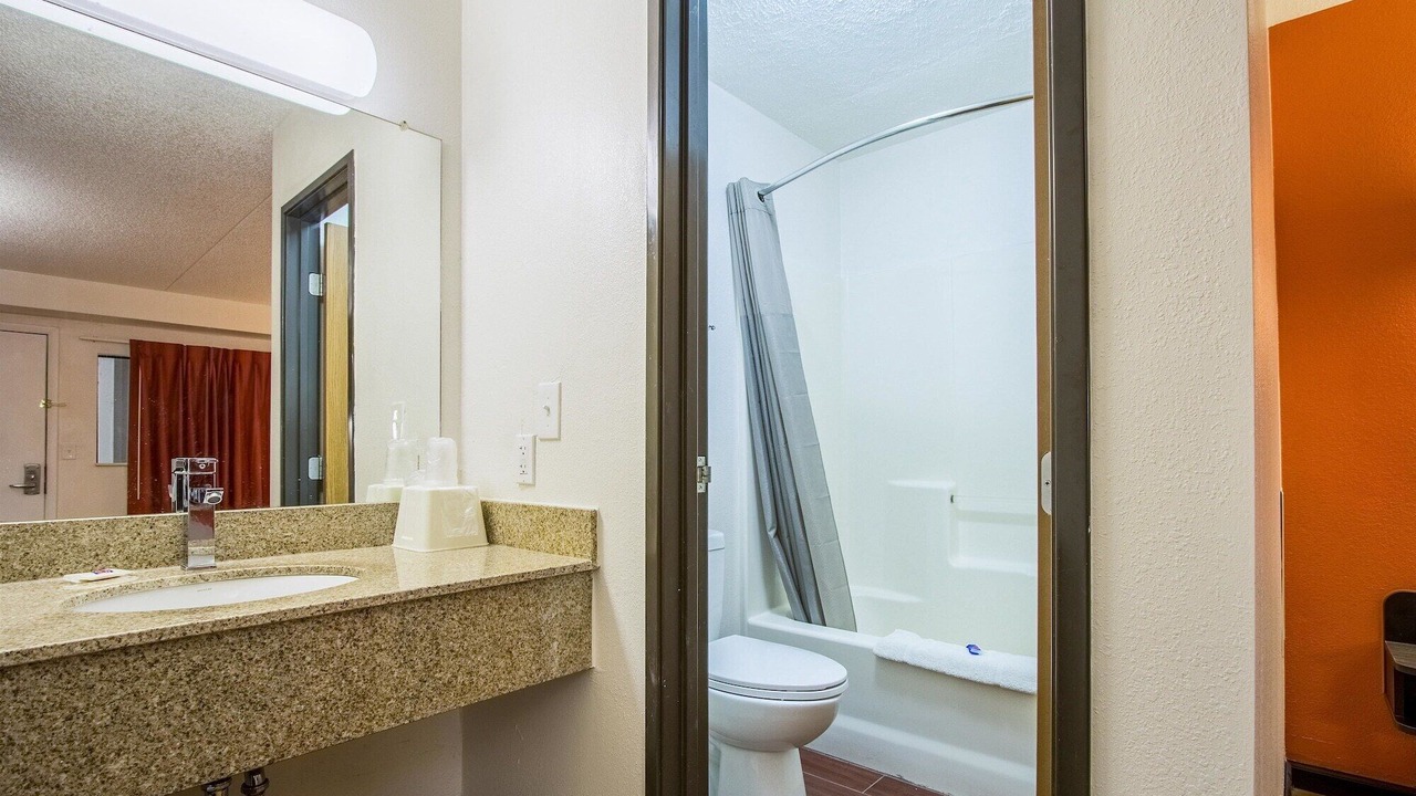 Photo of Others in Ashland