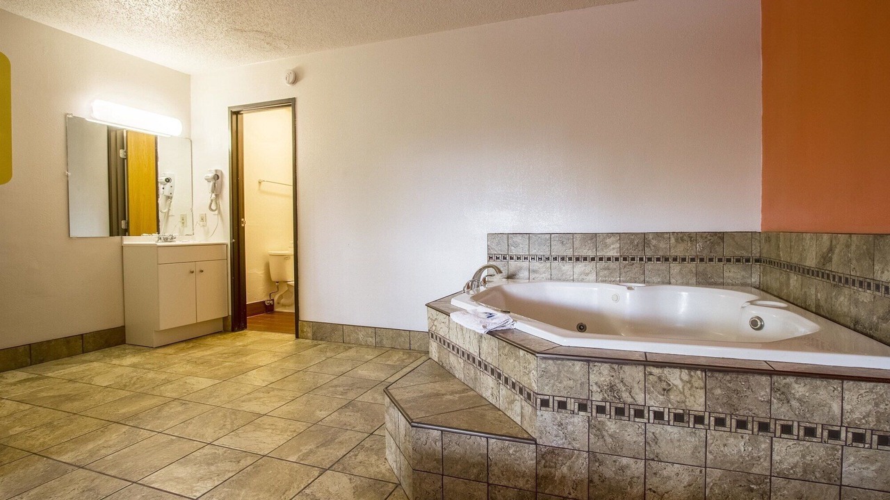 Photo of Others in Ashland