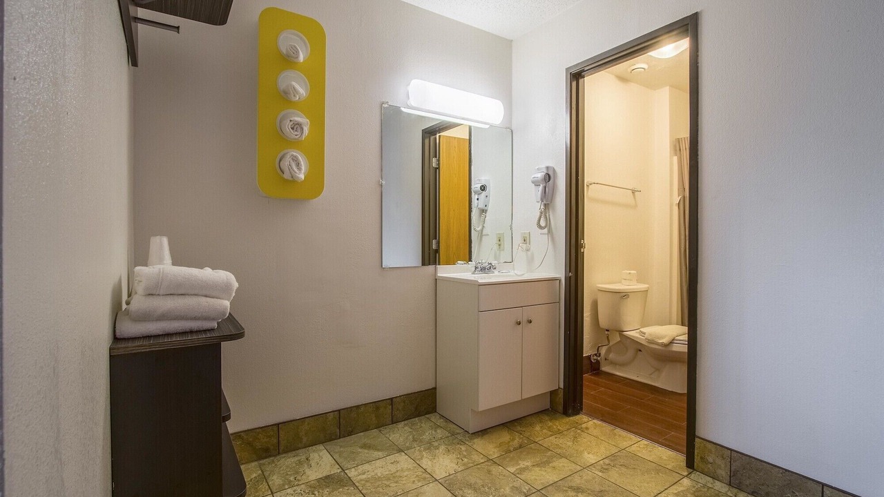 Photo of Others in Ashland