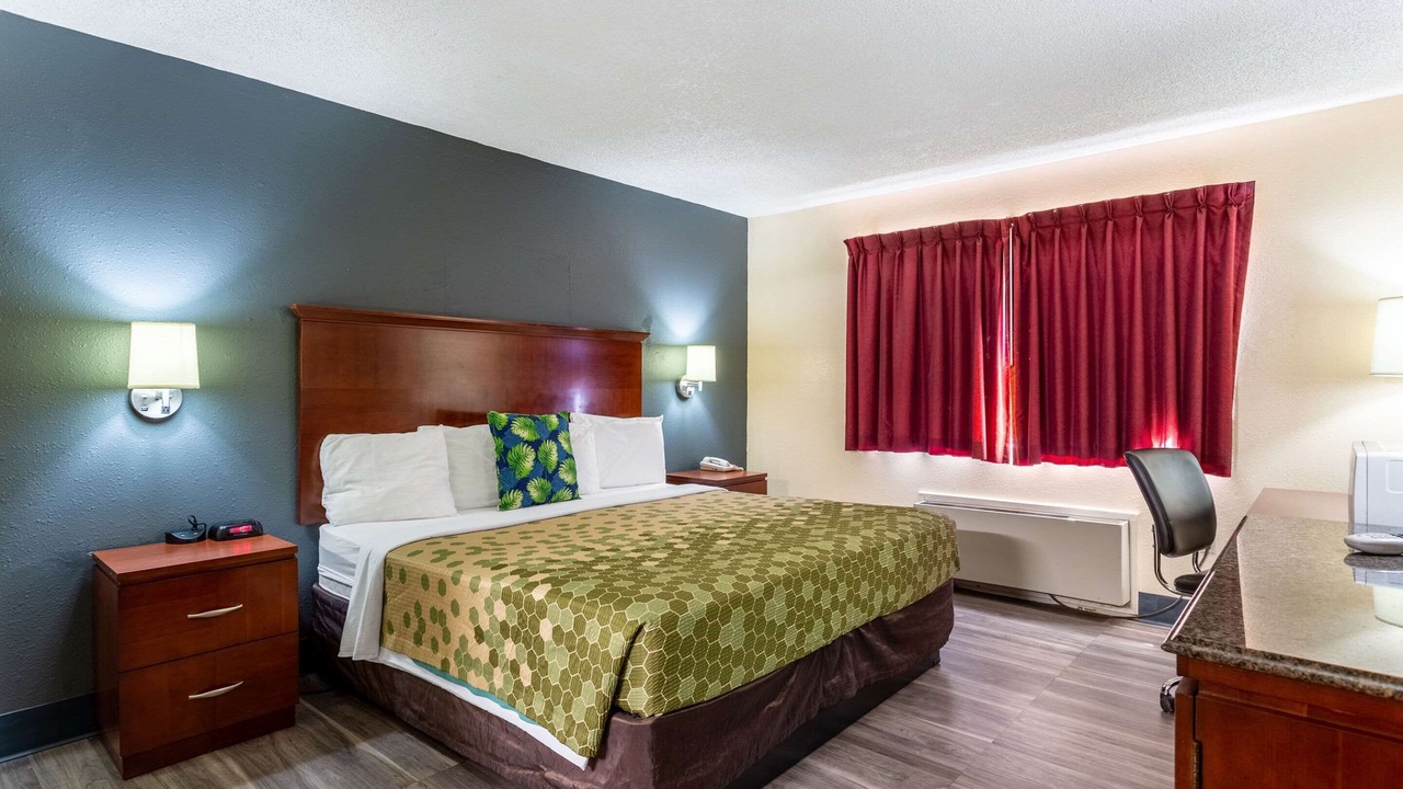 Photo of Bedroom in Allison