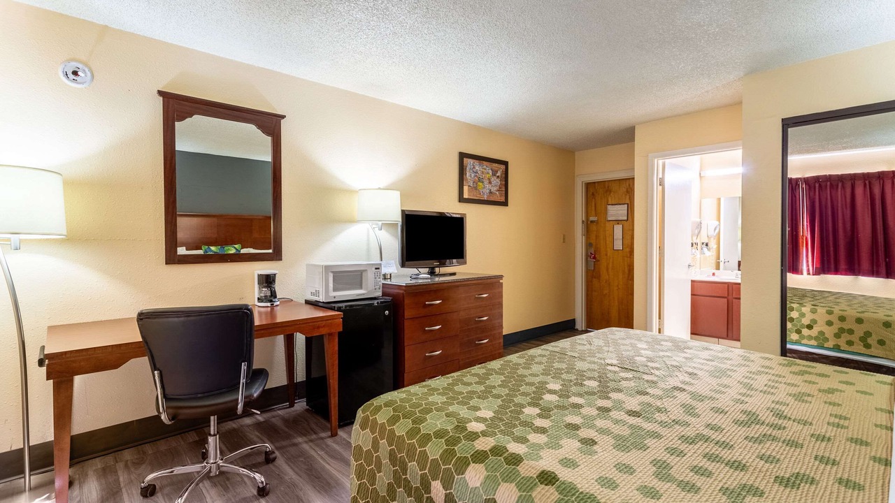 Photo of Bedroom in Allison
