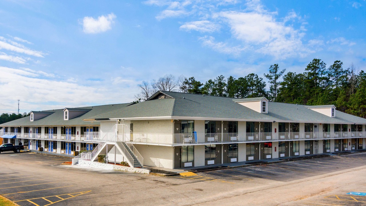 Photo of Outdoor in LaGrange