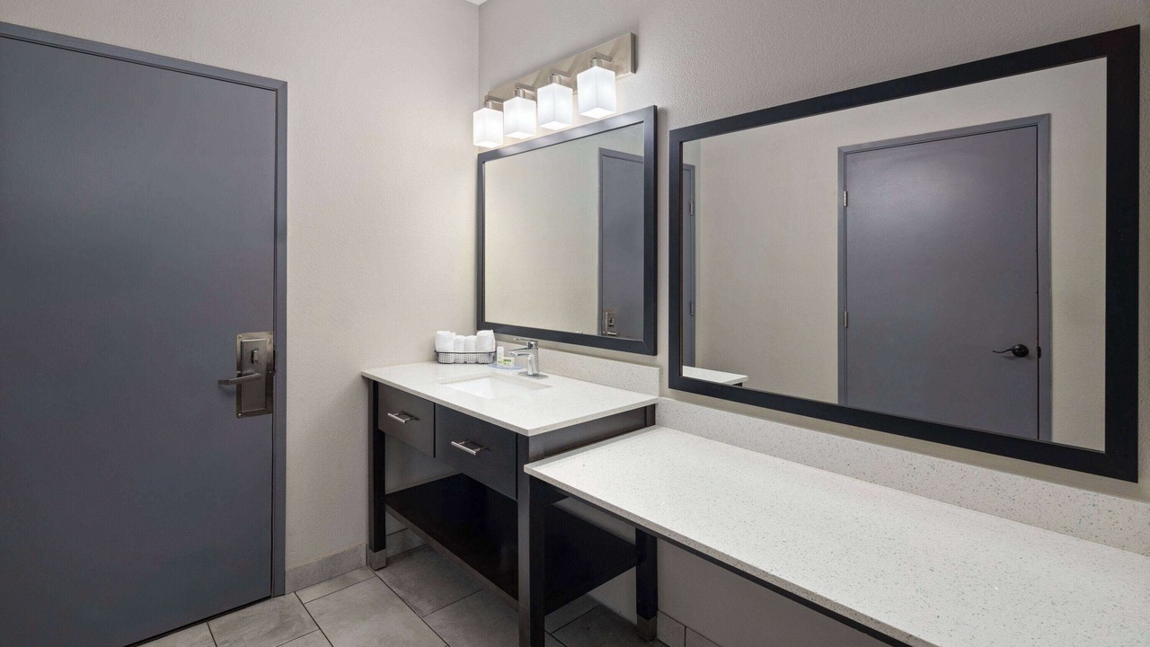 Photo of Bathroom in Moses Lake