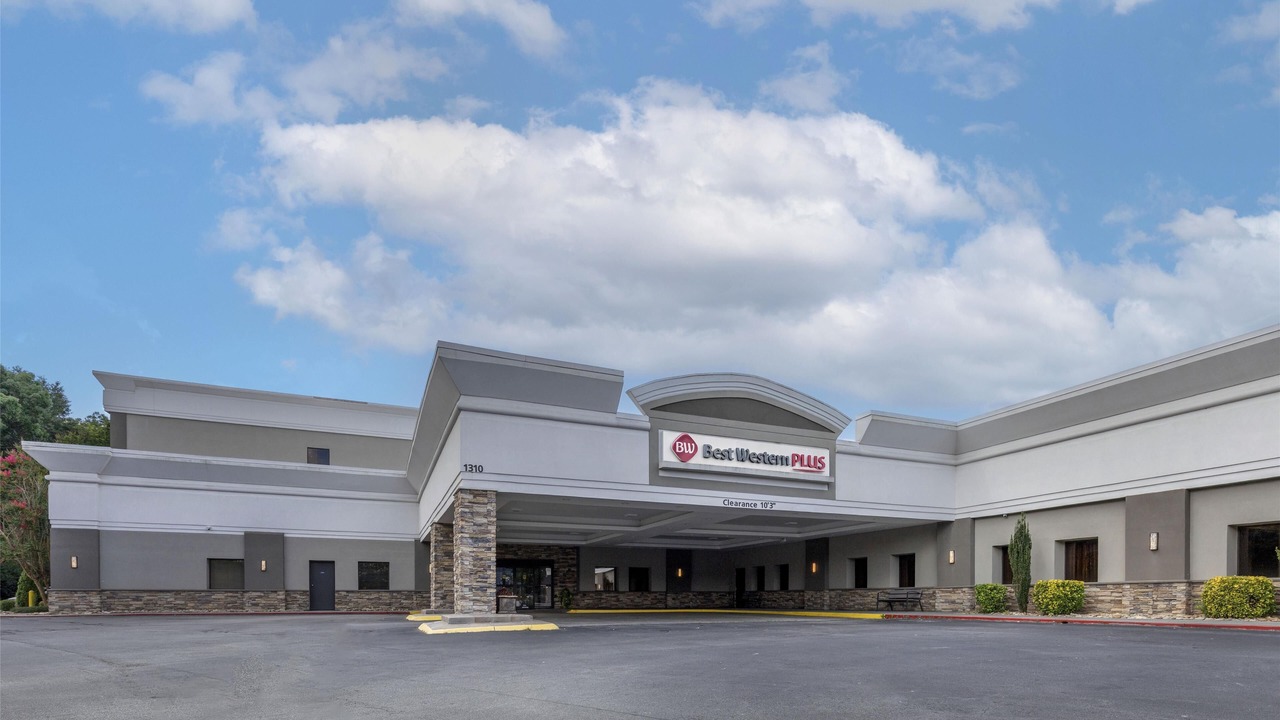 Photo of Outdoor in Clemson