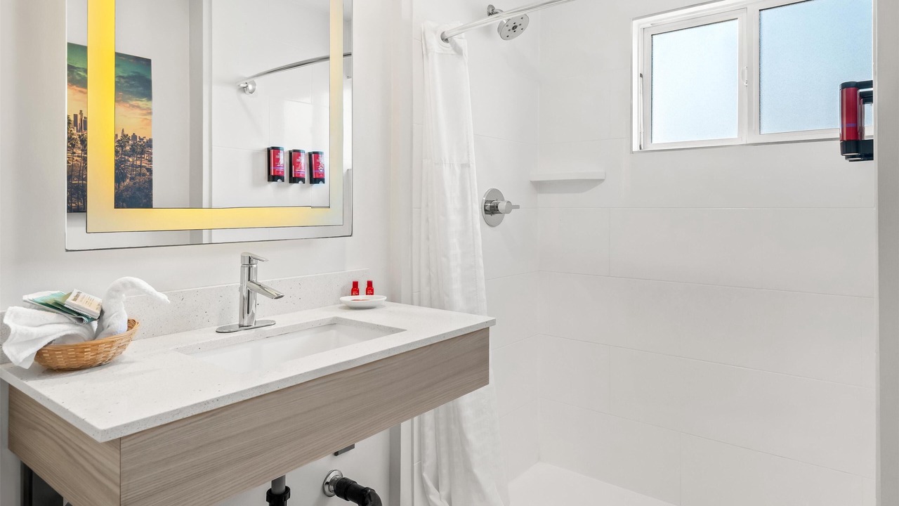 Photo of Bathroom in Sunset Park