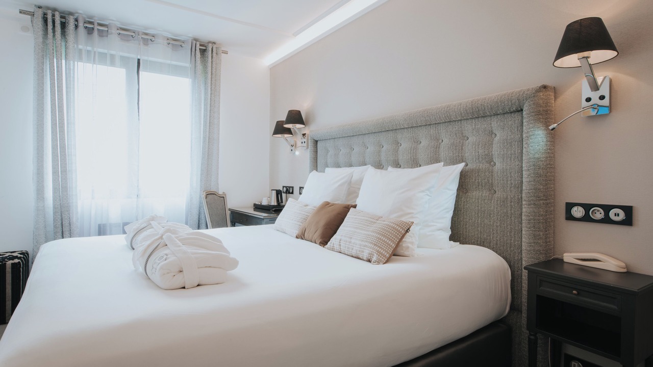 Photo of Bedroom in Beaune