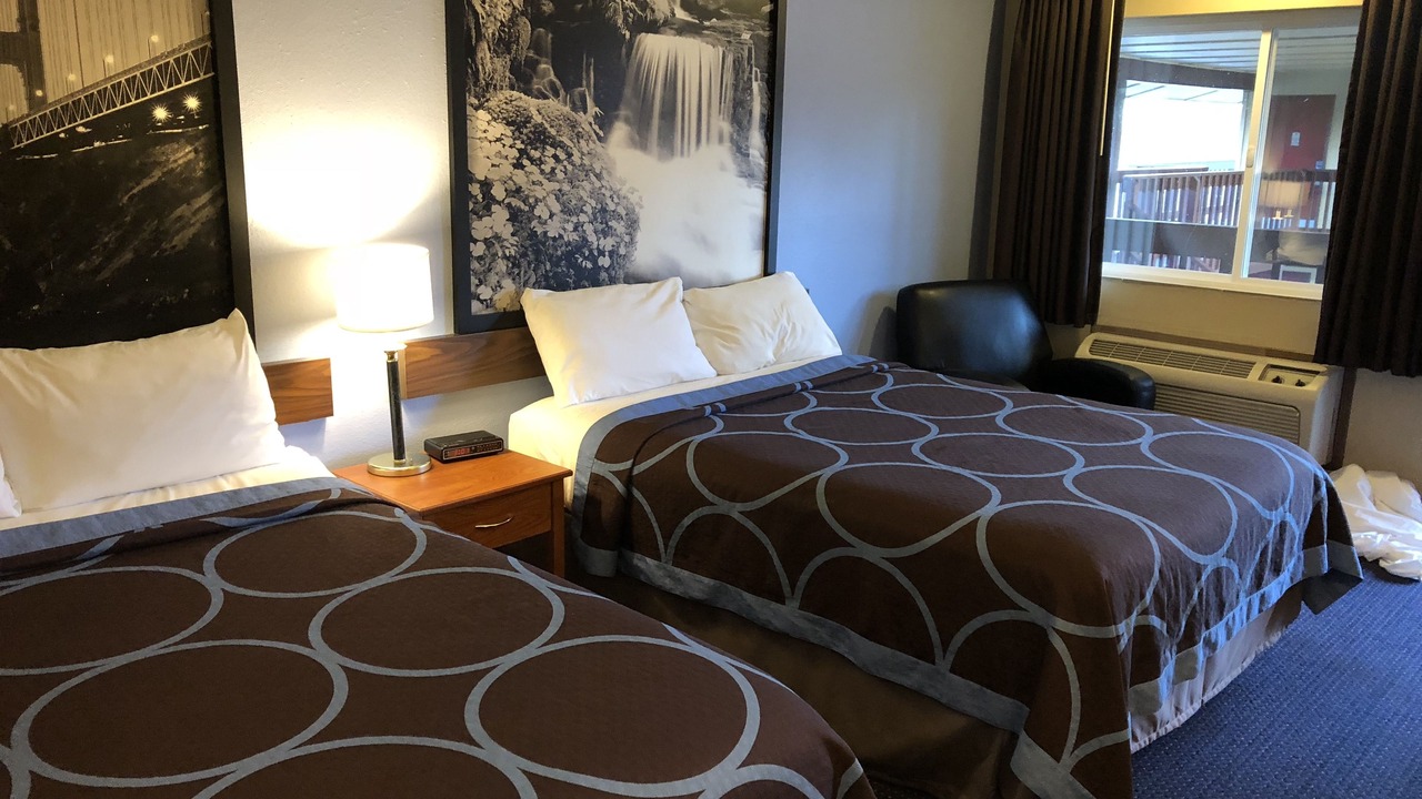 Photo of Others in Albany