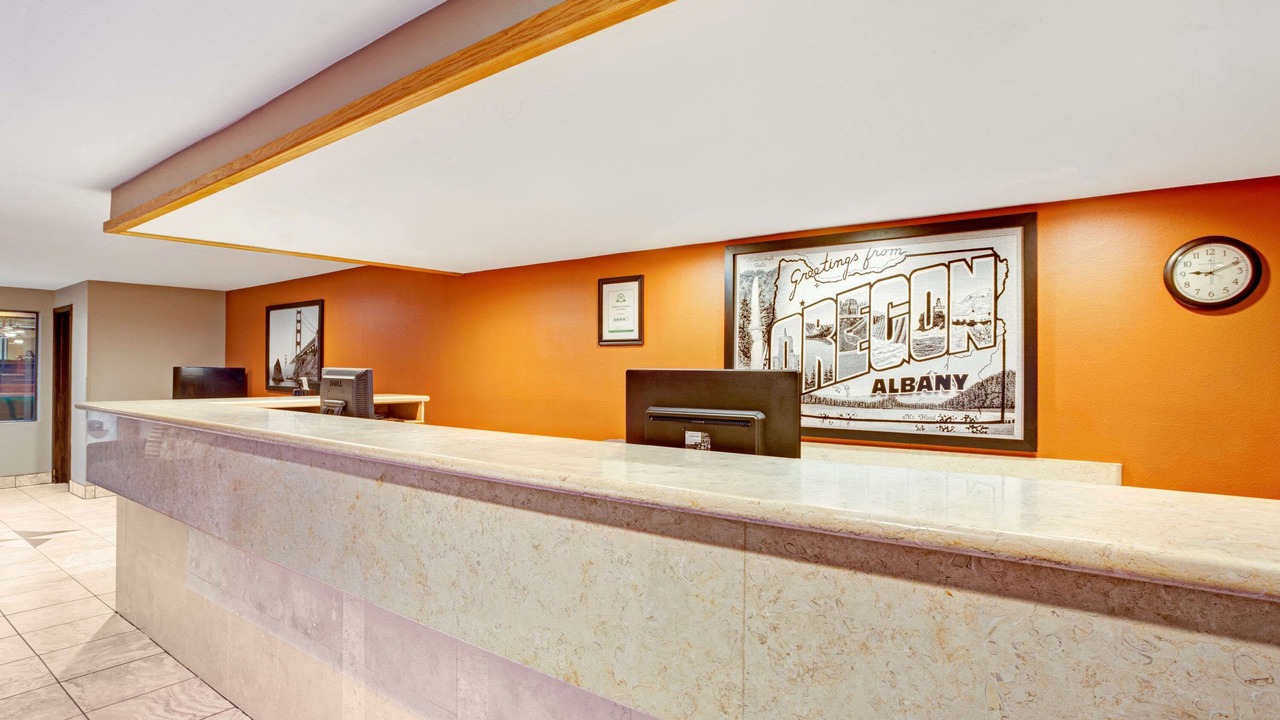 Photo of Others in Albany