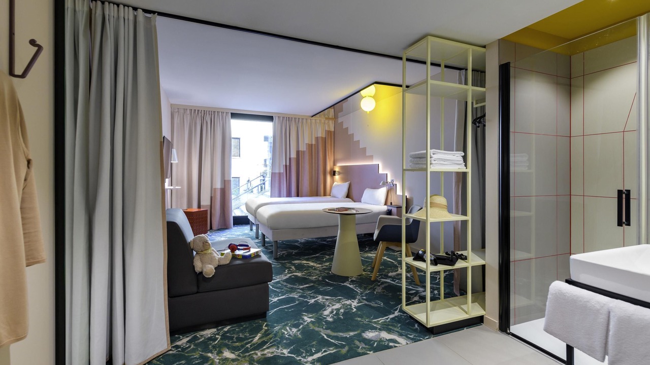 Photo of Bedroom in Center