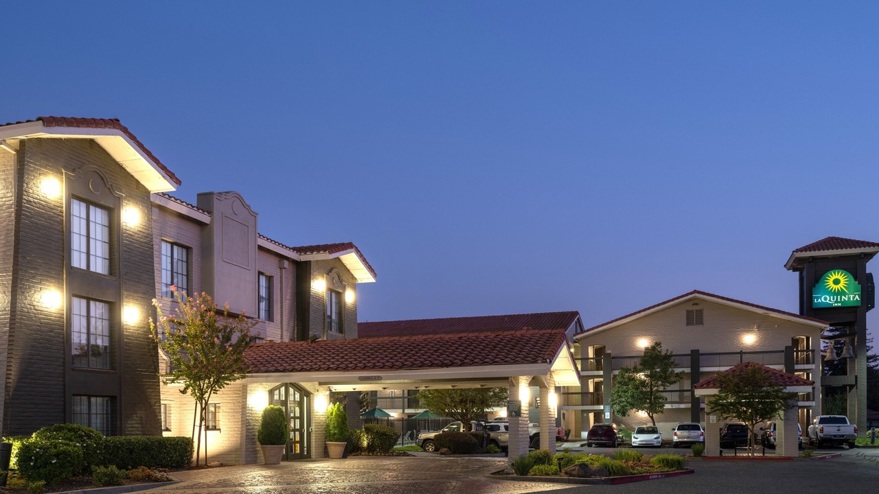 Photo of Outdoor in Foothill Farms