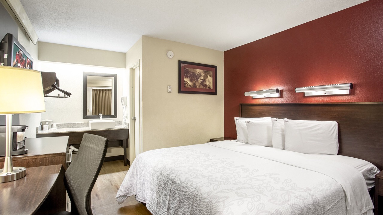 Photo of Bedroom in Buford Highway