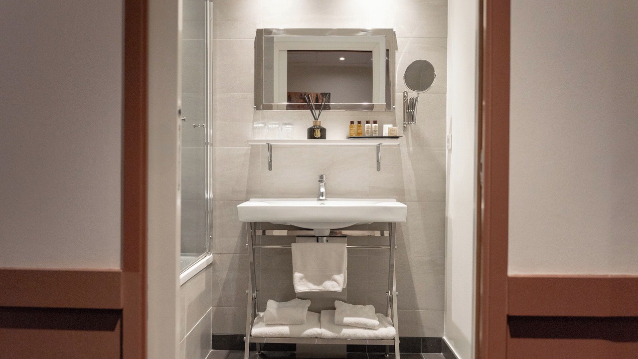 Photo of Bathroom in Intra Muros