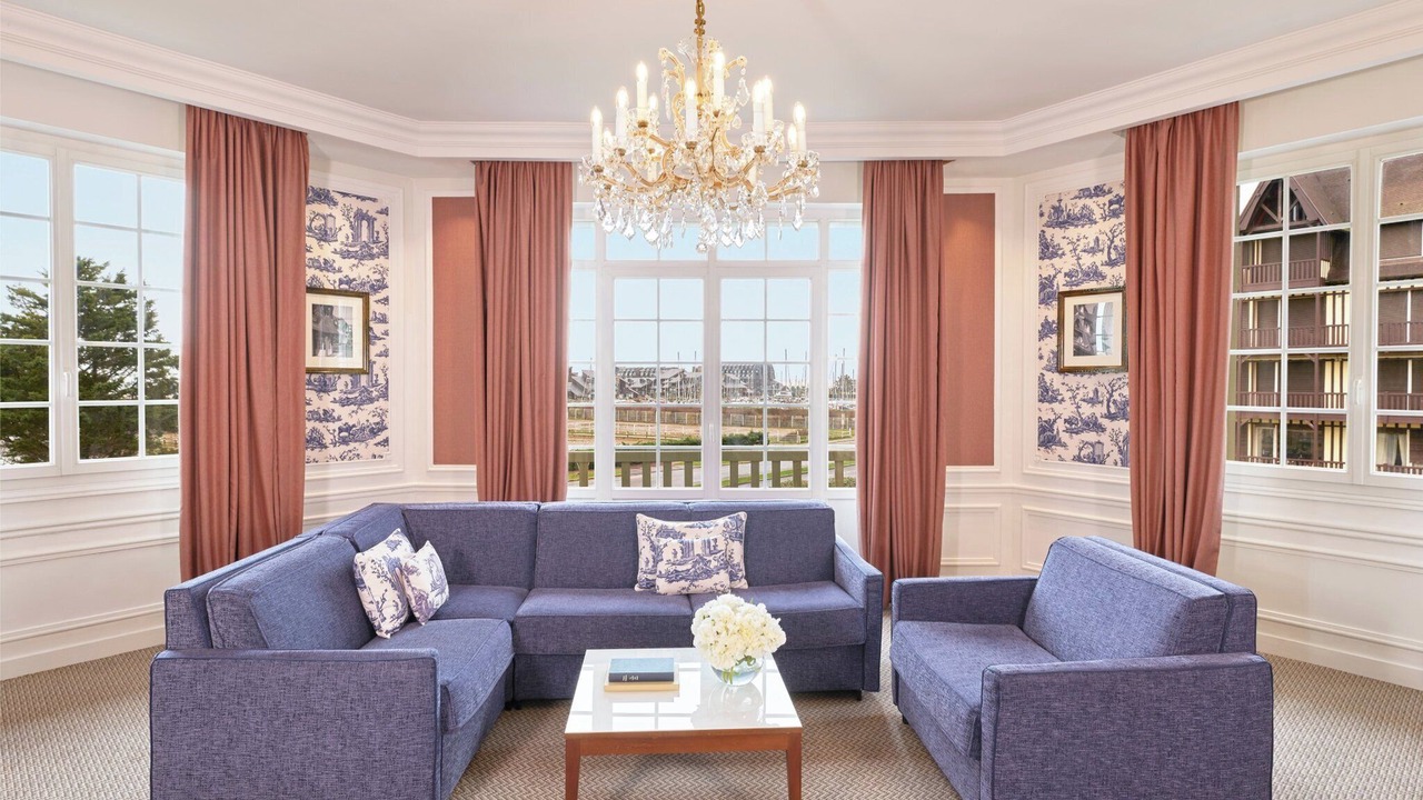 Photo of Bedroom in Deauville City Centre