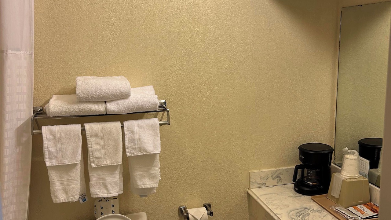 Photo of Bathroom in Marshall