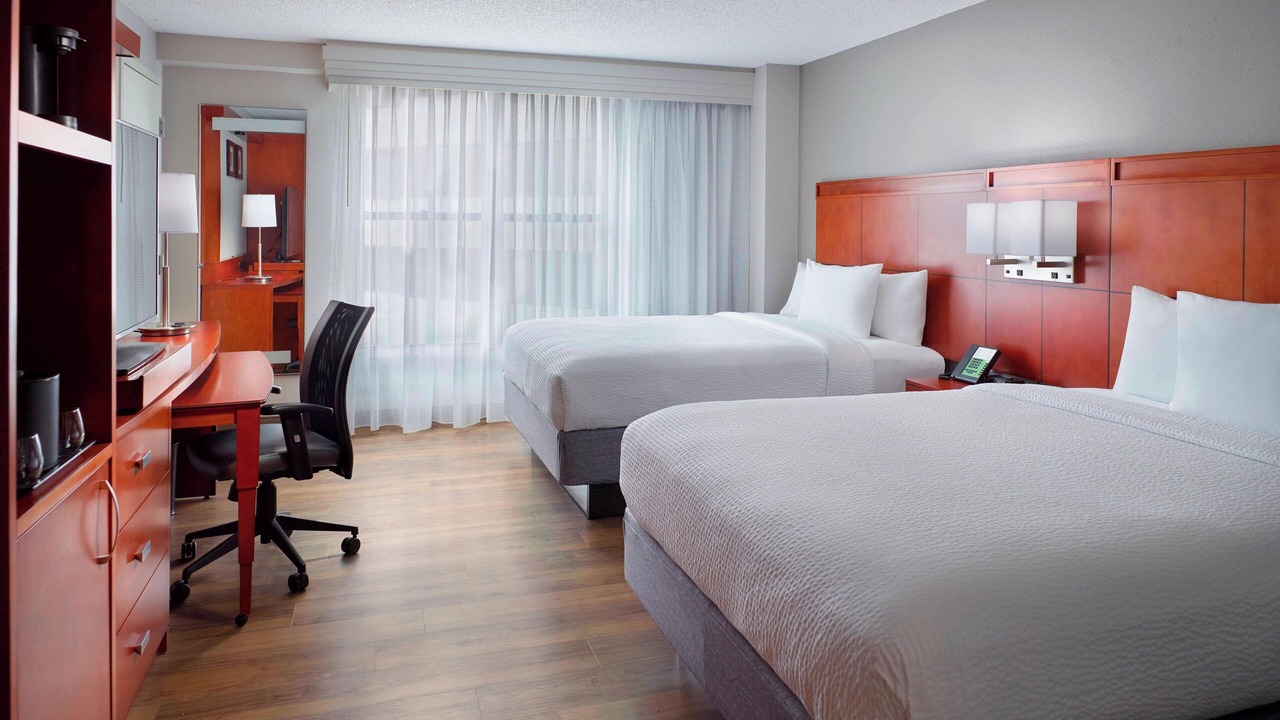 Photo of Others in Downtown Decatur