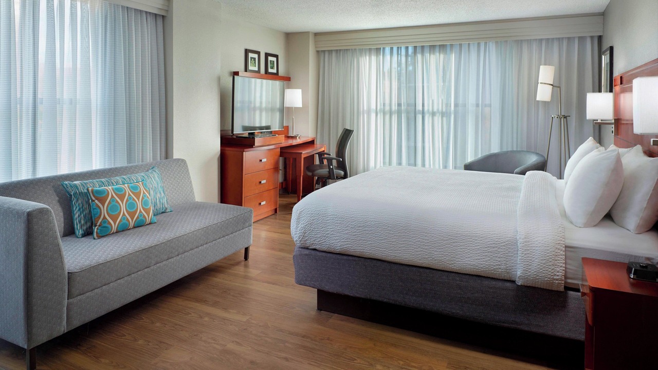 Photo of Others in Downtown Decatur