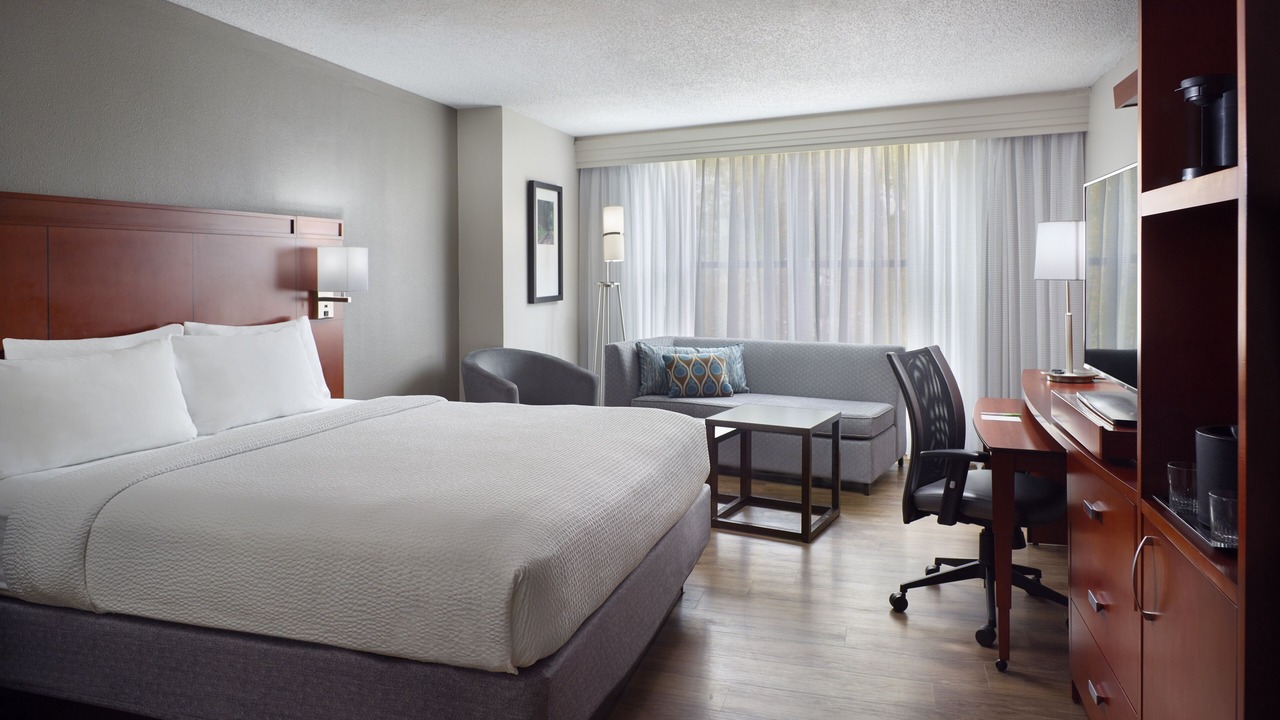 Photo of Others in Downtown Decatur