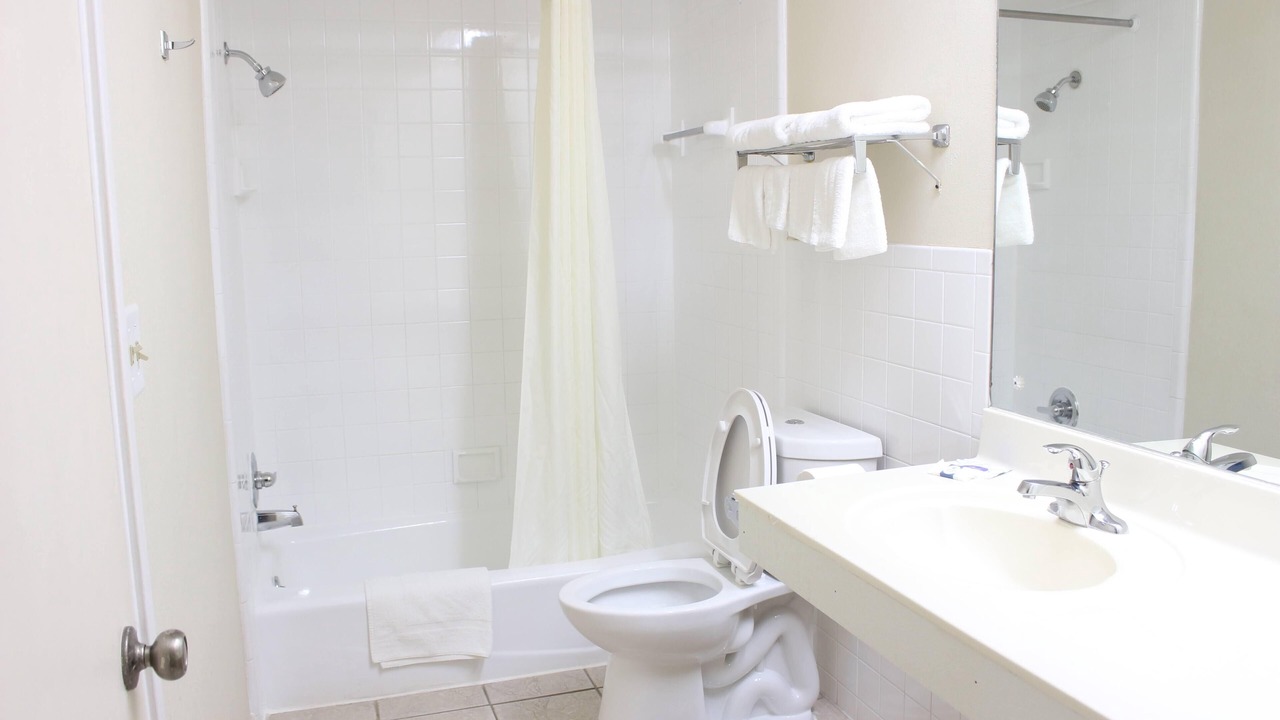 Photo of Bathroom in Pratt