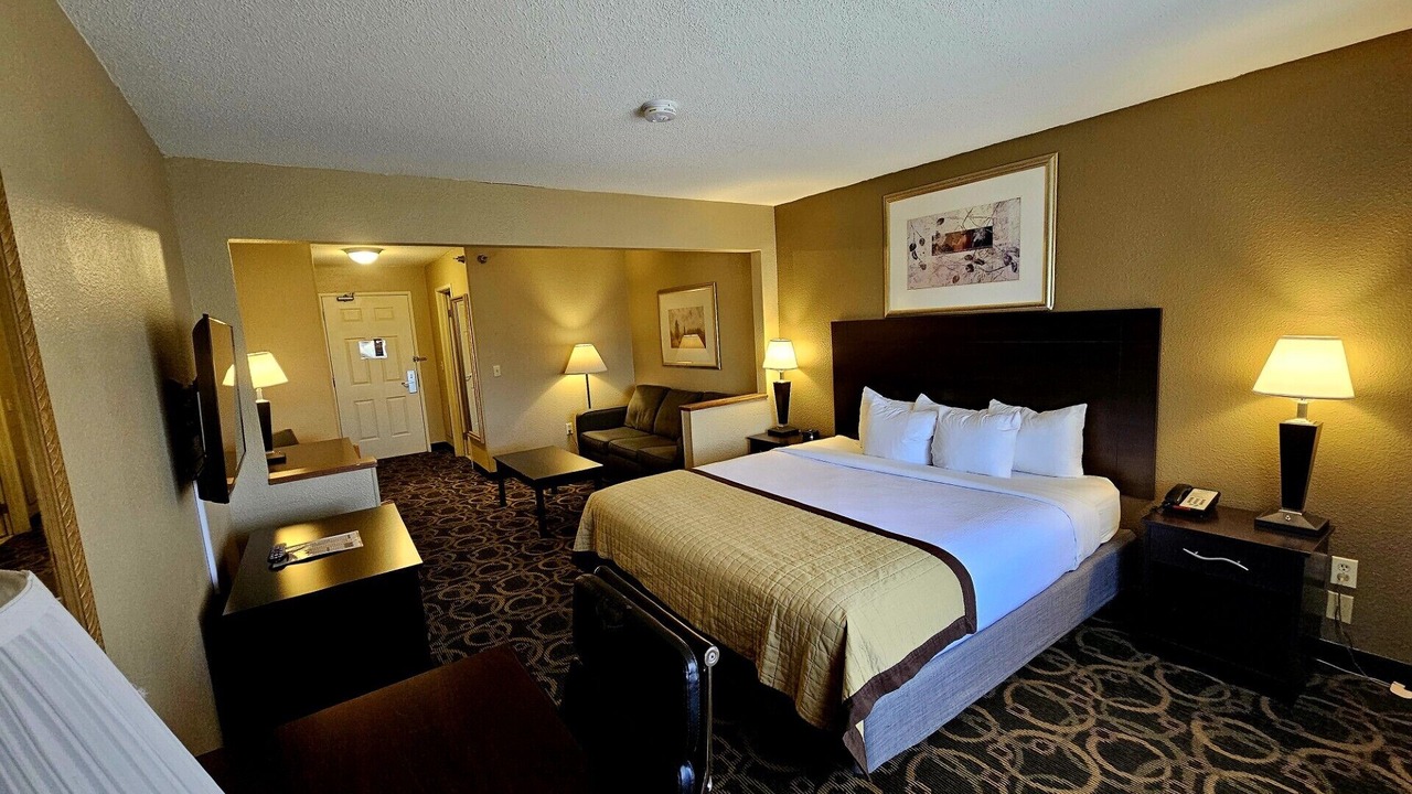Photo of Bedroom in Evansville