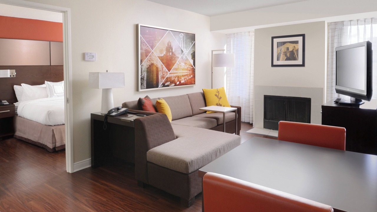 Photo of Bedroom in Oak Park - Northwood