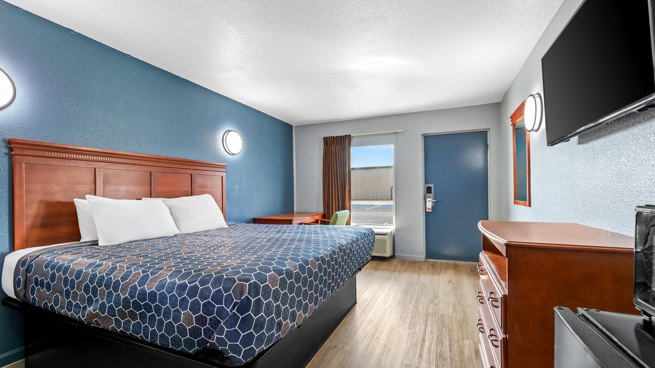 Photo of Bedroom in Indianola