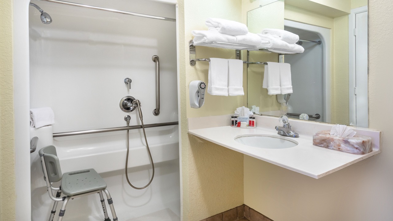 Photo of Bathroom in Clovis