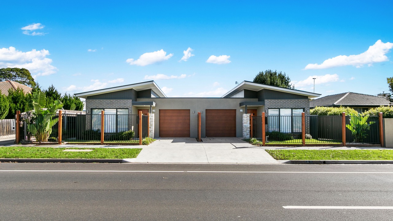 Photo of Outdoor in Sale