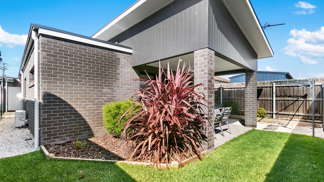 Photo of Others in Sale