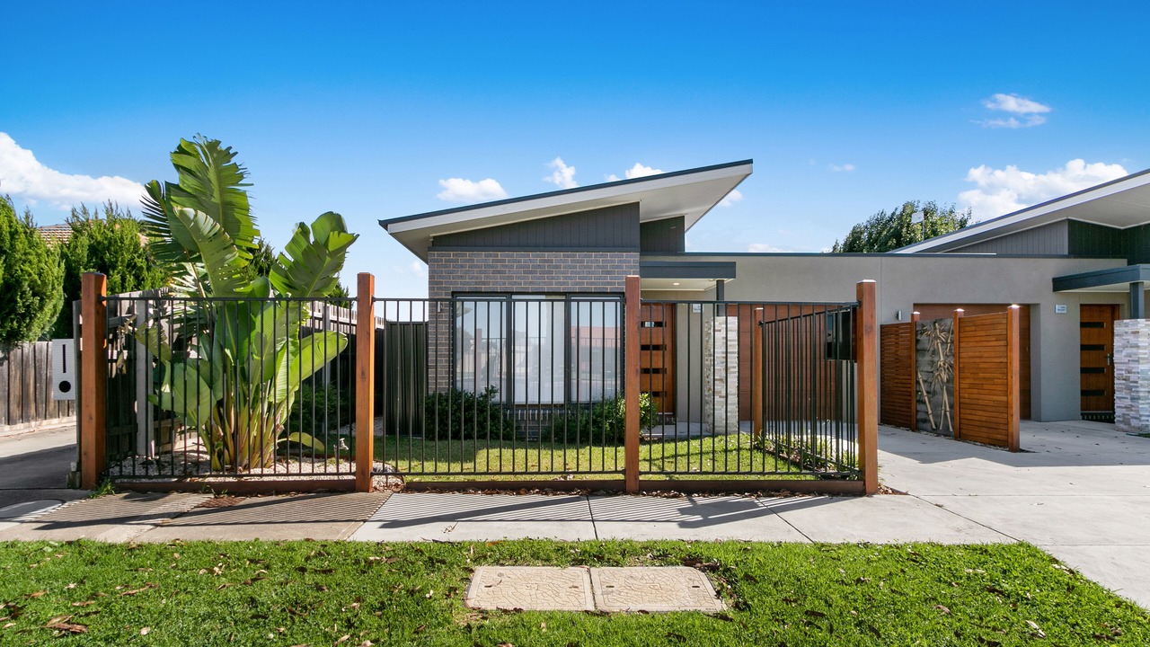 Photo of Outdoor in Sale