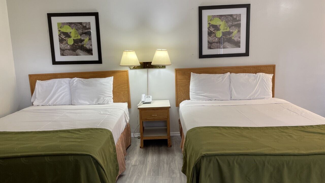 Photo of Bedroom in Omak