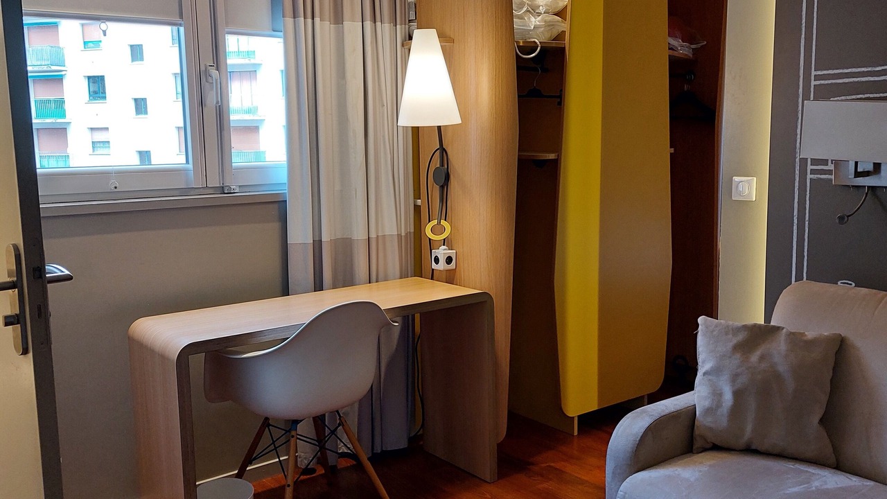 Photo of Bedroom in Besancon Old Town