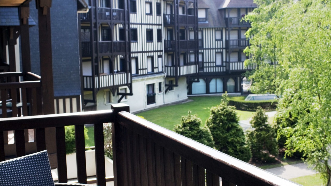 Photo of Bedroom in Deauville City Centre
